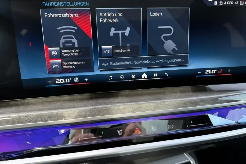 BMW i7 din 2024 cu 2.081 km - oferta BMW150106 - foto 27