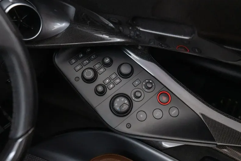 Ferrari Monza din 2022 cu 2.100 km - oferta FER150115 - foto 25