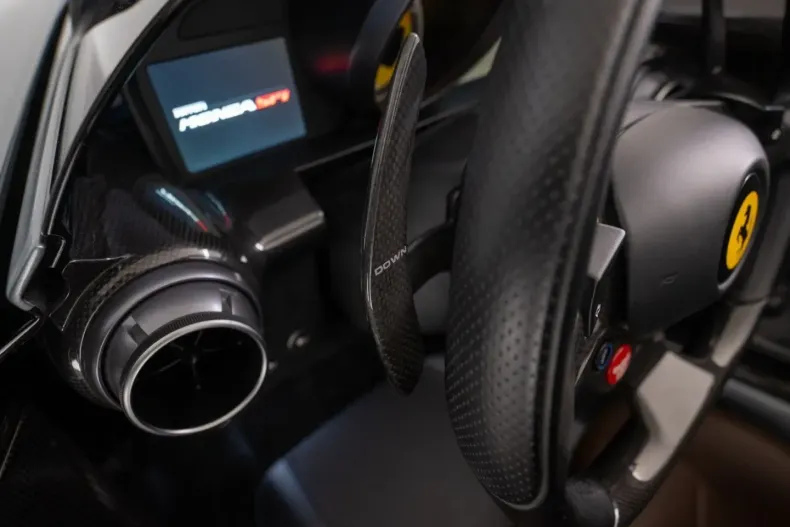 Ferrari Monza din 2022 cu 2.100 km - oferta FER150115 - foto 31