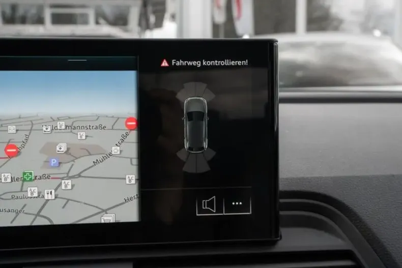 Audi Q5 din 2024 cu 14.560 km - oferta AUD150123 - foto 17