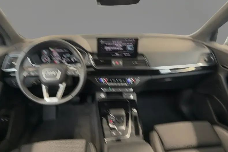 Audi Q5 din 2022 cu 87.549 km - oferta AUD150132 - foto 9