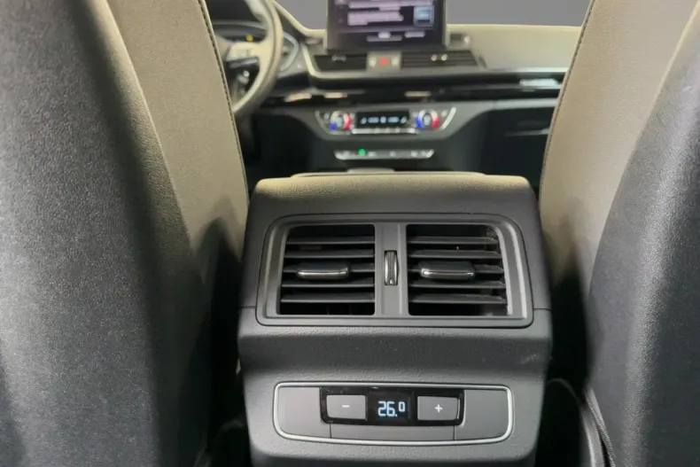 Audi Q5 din 2022 cu 87.549 km - oferta AUD150132 - foto 11