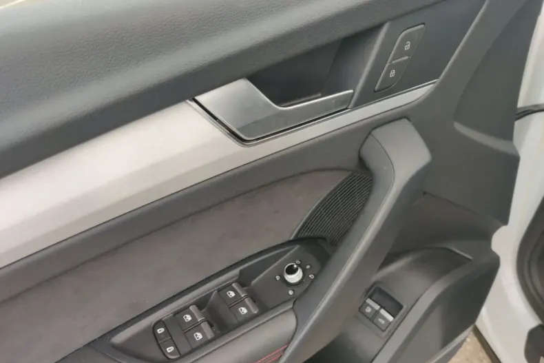 Audi Q5 din 2022 cu 70.650 km - oferta AUD150133 - foto 15