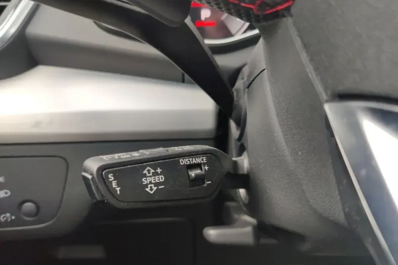 Audi Q5 din 2022 cu 70.650 km - oferta AUD150133 - foto 21