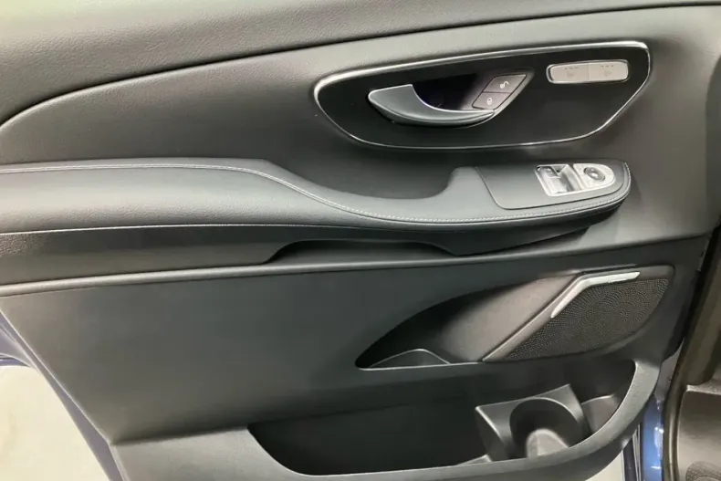 Mercedes-Benz V 250 din 2024 cu 23.556 km - oferta MER150134 - foto 14