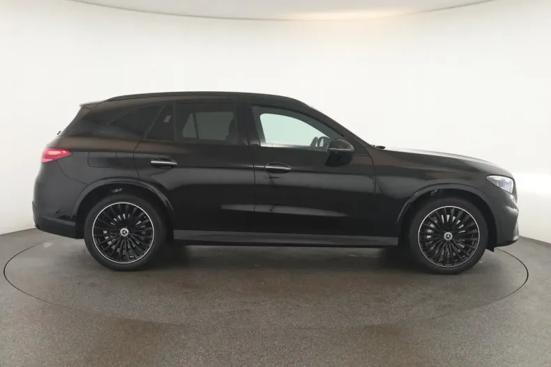 Mercedes-Benz GLC 300 din 2023 cu 38.700 km - oferta MER150136 - foto 5
