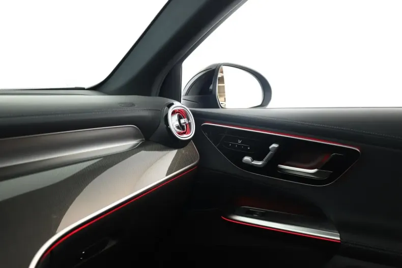 Mercedes-Benz GLC 300 din 2023 cu 38.700 km - oferta MER150136 - foto 10