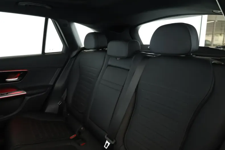 Mercedes-Benz GLC 300 din 2023 cu 38.700 km - oferta MER150136 - foto 18