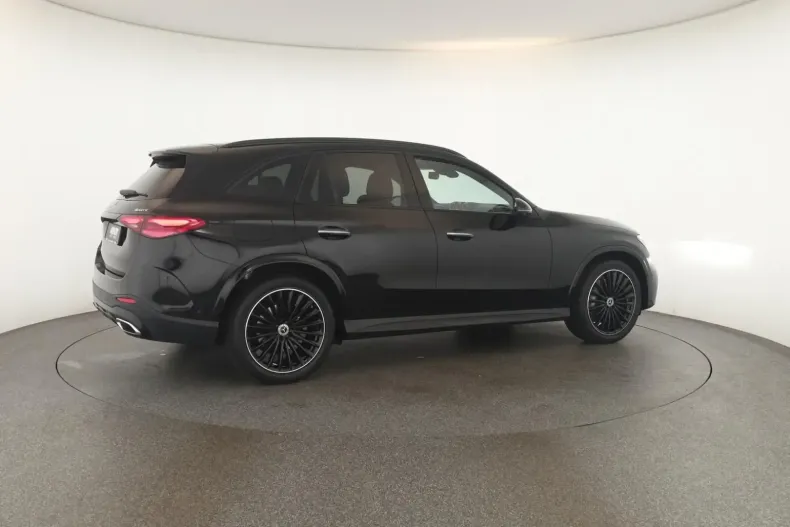 Mercedes-Benz GLC 300 din 2023 cu 38.700 km - oferta MER150136 - foto 23