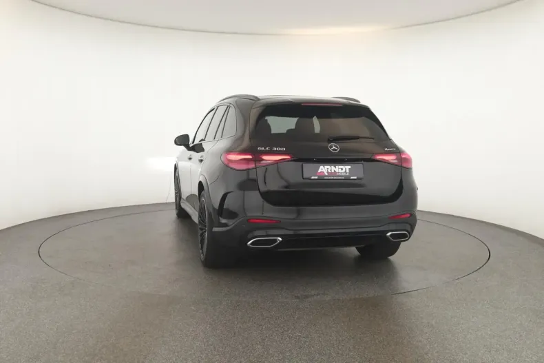 Mercedes-Benz GLC 300 din 2023 cu 38.700 km - oferta MER150136 - foto 28