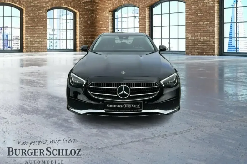 Mercedes-Benz E 220 din 2022 cu 50.929 km - oferta MER150137 - foto 2