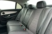 Mercedes-Benz E 220 din 2022 cu 50.929 km - oferta MER150137 - foto 13