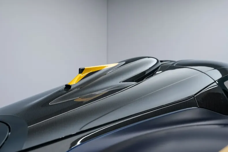 Aston Martin Valkyrie din 2023 cu 1.410 km - oferta AST150138 - foto 8