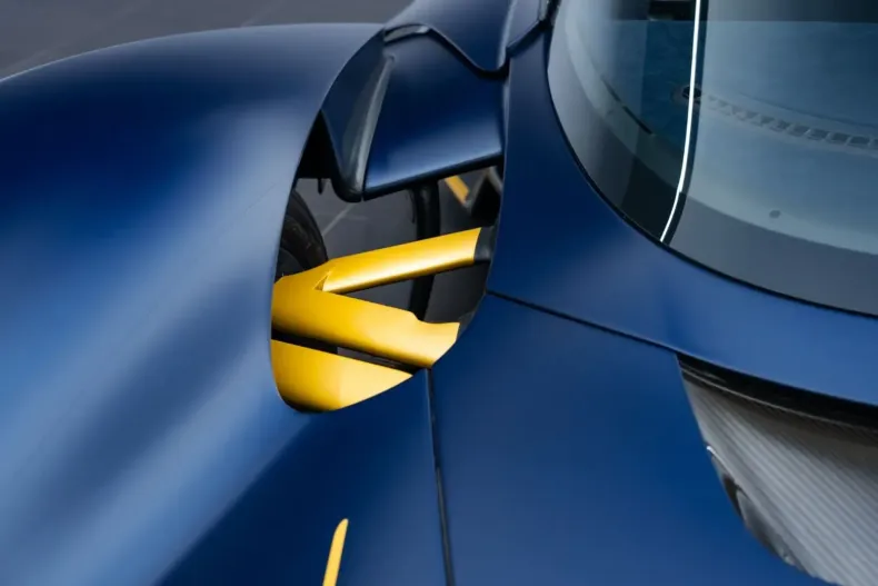 Aston Martin Valkyrie din 2023 cu 1.410 km - oferta AST150138 - foto 10