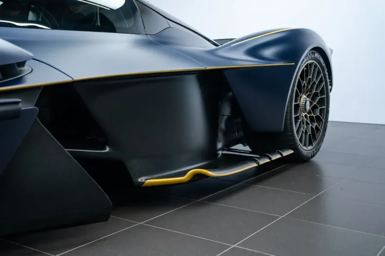 Aston Martin Valkyrie din 2023 cu 1.410 km - oferta AST150138 - foto 12