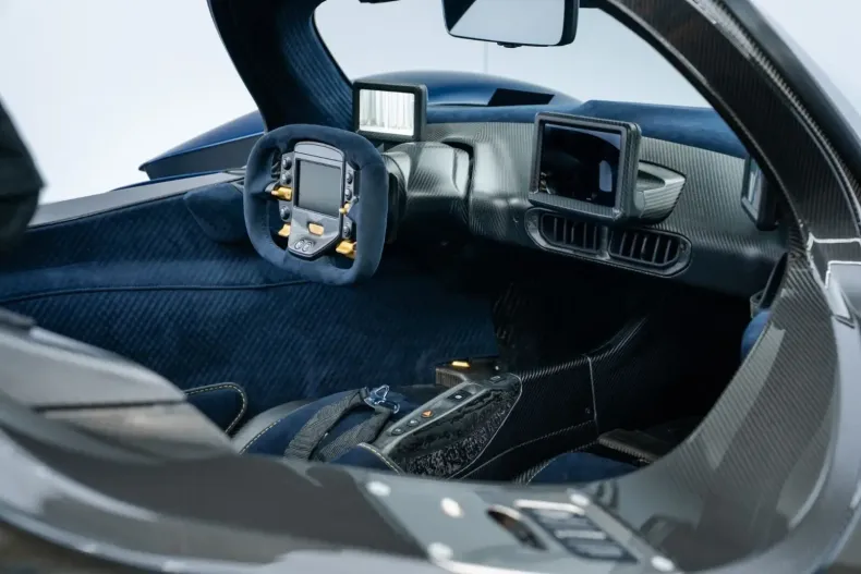 Aston Martin Valkyrie din 2023 cu 1.410 km - oferta AST150138 - foto 13