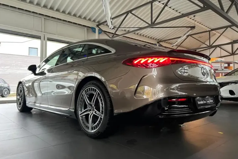 Mercedes-Benz EQS din 2023 cu 28.872 km - oferta MER150141 - foto 6