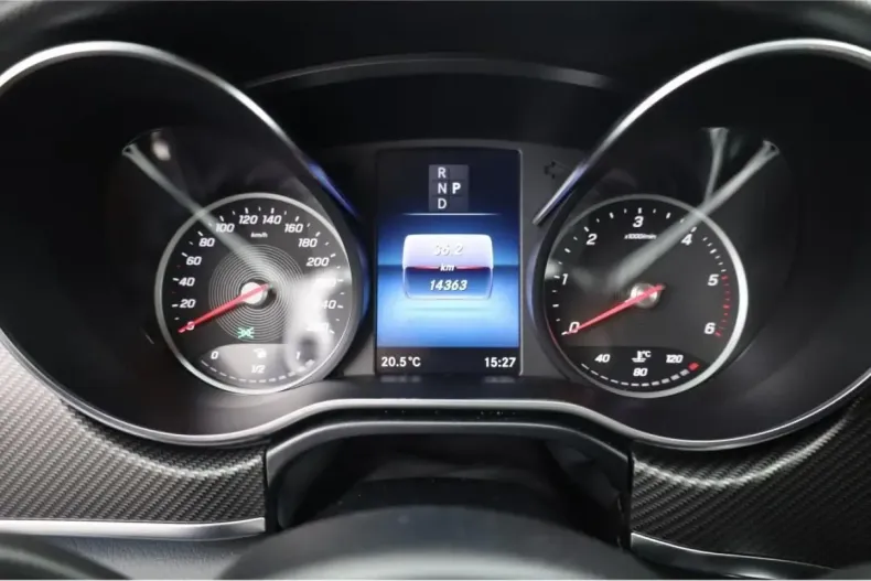 Mercedes-Benz V 220 din 2024 cu 14.450 km - oferta MER150144 - foto 11