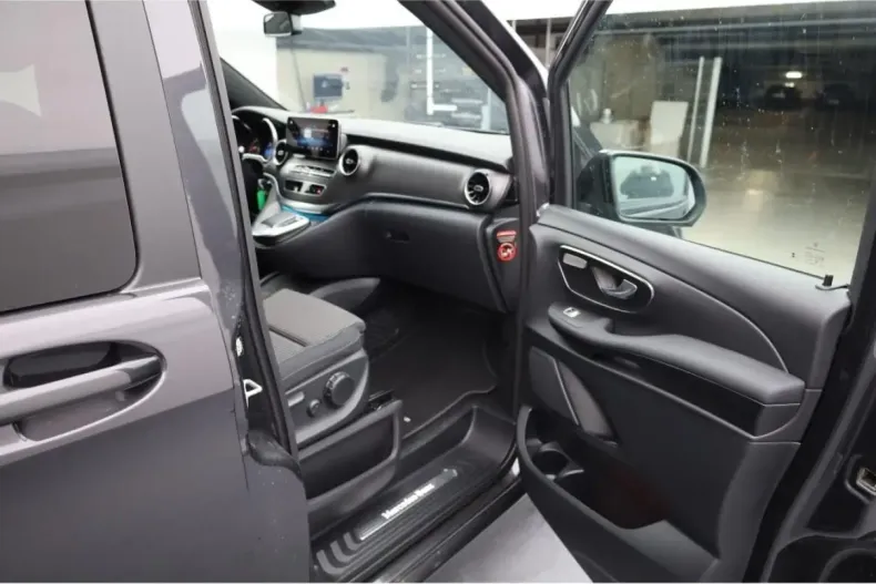 Mercedes-Benz V 220 din 2024 cu 14.450 km - oferta MER150144 - foto 21