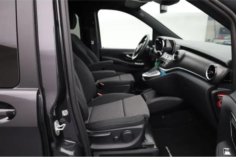 Mercedes-Benz V 220 din 2024 cu 14.450 km - oferta MER150144 - foto 22