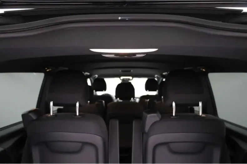 Mercedes-Benz V 220 din 2024 cu 14.450 km - oferta MER150144 - foto 26