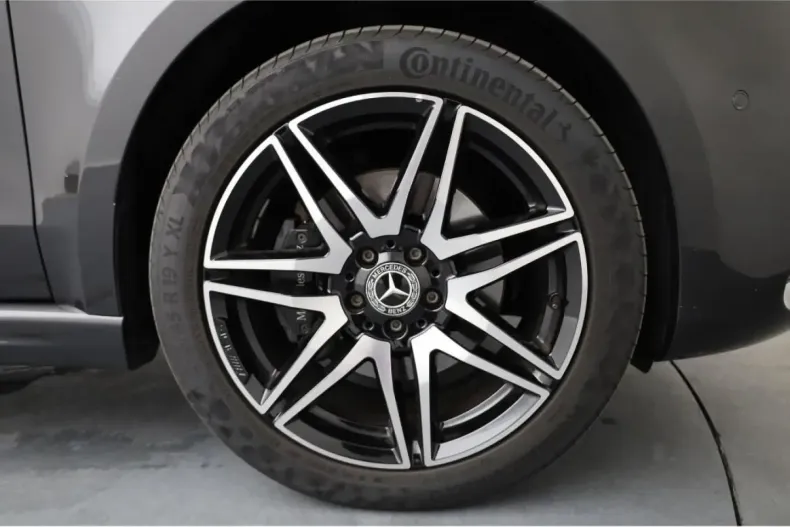 Mercedes-Benz V 220 din 2024 cu 14.450 km - oferta MER150144 - foto 28