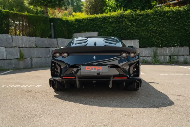 Ferrari 812 din 2022 cu 2.000 km - oferta FER150154 - foto 3