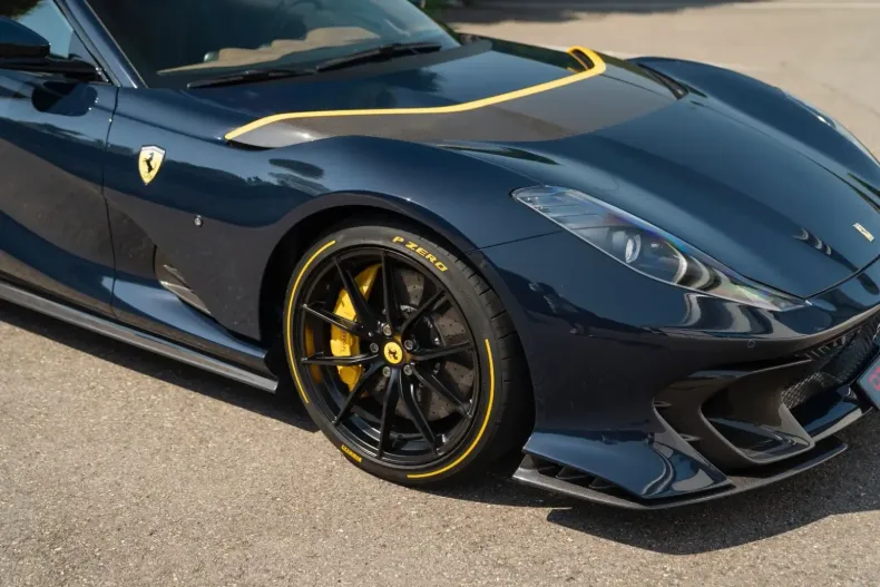 Ferrari 812 din 2022 cu 2.000 km - oferta FER150154 - foto 8