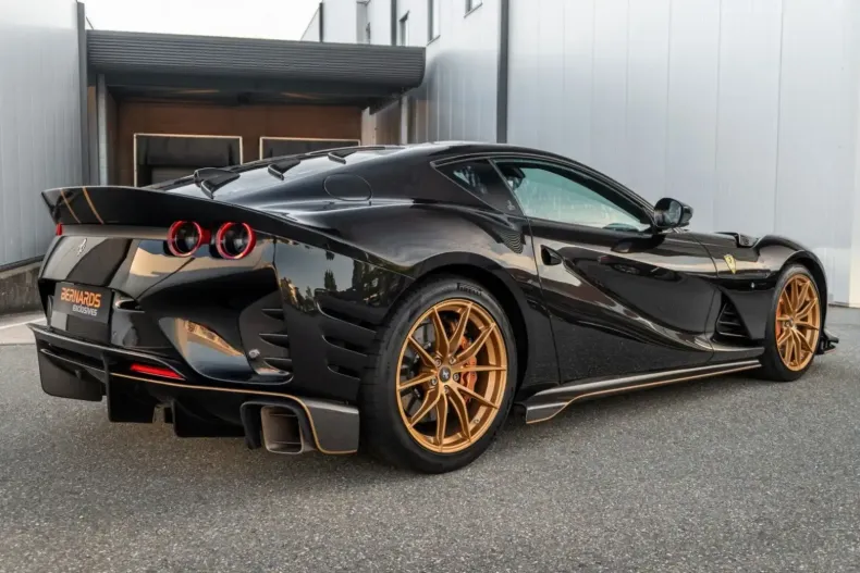 Ferrari 812 din 2022 cu 12.259 km - oferta FER150157 - foto 4