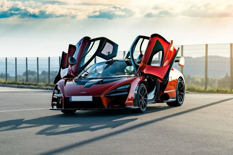 McLaren Senna din 2020 cu 18.500 km - oferta MCL150160 - foto 3