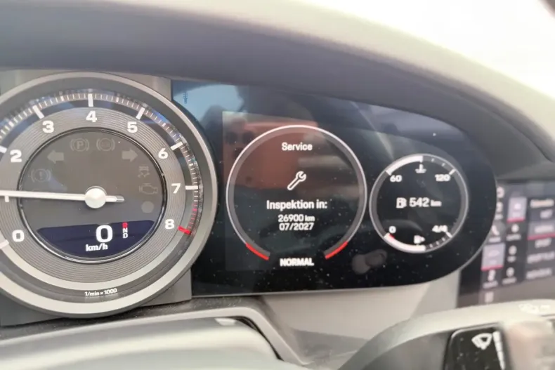 Porsche 992 din 2021 cu 48.900 km - oferta POR150174 - foto 30