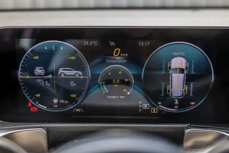 Mercedes-Benz GLB 250 din 2021 cu 39.277 km - oferta MER150176 - foto 14