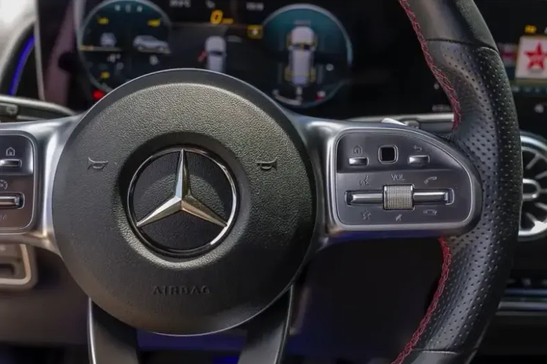 Mercedes-Benz GLB 250 din 2021 cu 39.277 km - oferta MER150176 - foto 15