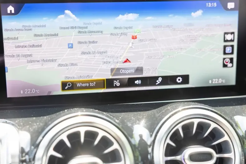 Mercedes-Benz GLB 250 din 2021 cu 39.277 km - oferta MER150176 - foto 25