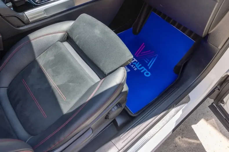 Mercedes-Benz GLB 250 din 2021 cu 39.277 km - oferta MER150176 - foto 37