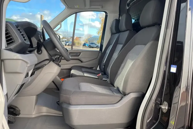 Volkswagen Crafter din 2024 cu 20.000 km - oferta VOL150188 - foto 14