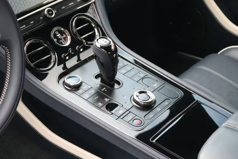 Bentley Continental GT din 2024 cu 8.490 km - oferta BEN150198 - foto 15