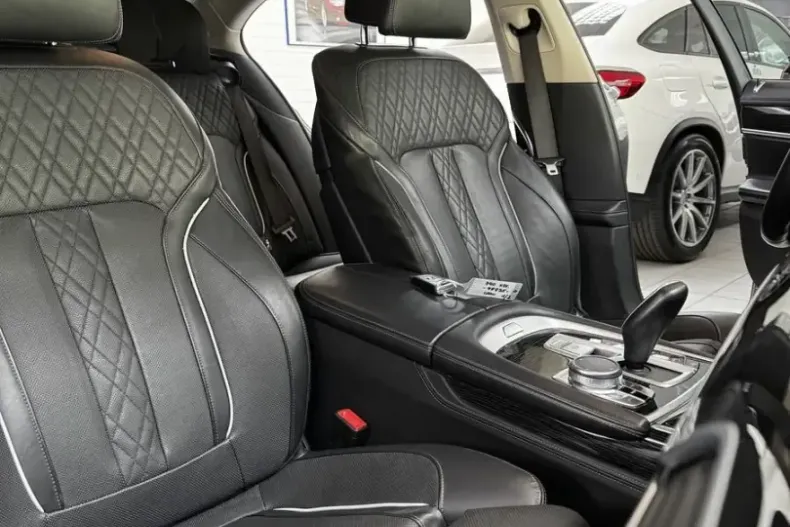 BMW 740 din 2020 cu 103.516 km - oferta BMW150231 - foto 17