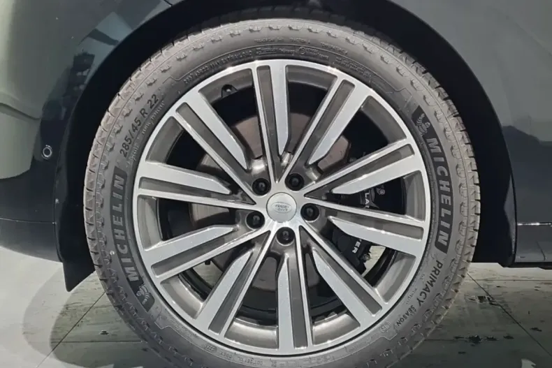 Land Rover Range Rover din 2025 cu 12.000 km - oferta LAN150236 - foto 9