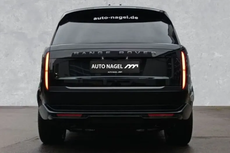 Land Rover Range Rover din 2024 cu 9.800 km - oferta LAN150238 - foto 4
