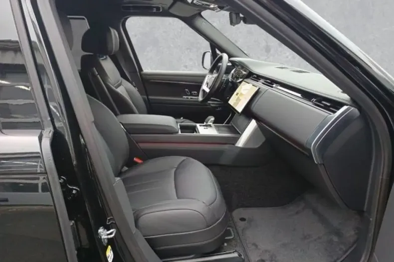 Land Rover Range Rover din 2024 cu 9.800 km - oferta LAN150238 - foto 6