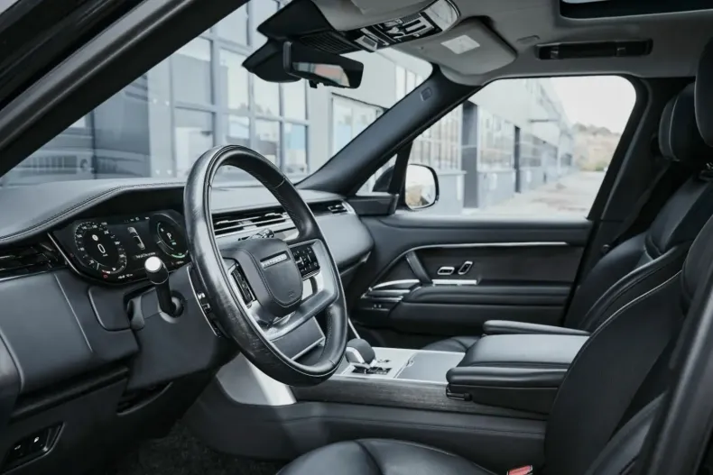 Land Rover Range Rover din 2024 cu 16.500 km - oferta LAN150239 - foto 9