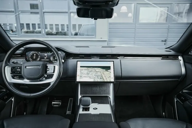 Land Rover Range Rover din 2024 cu 16.500 km - oferta LAN150239 - foto 10