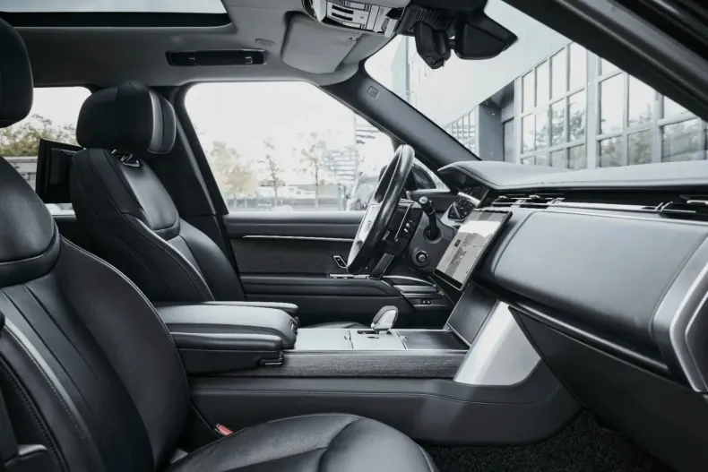 Land Rover Range Rover din 2024 cu 16.500 km - oferta LAN150239 - foto 15