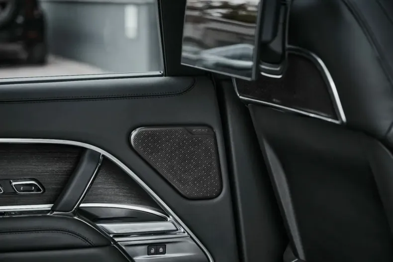 Land Rover Range Rover din 2024 cu 16.500 km - oferta LAN150239 - foto 19