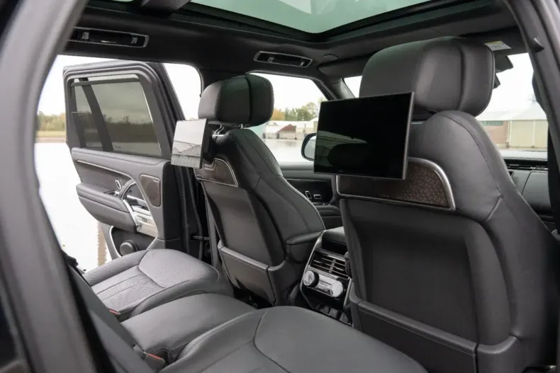 Land Rover Range Rover din 2025 cu 24.200 km - oferta LAN150241 - foto 15