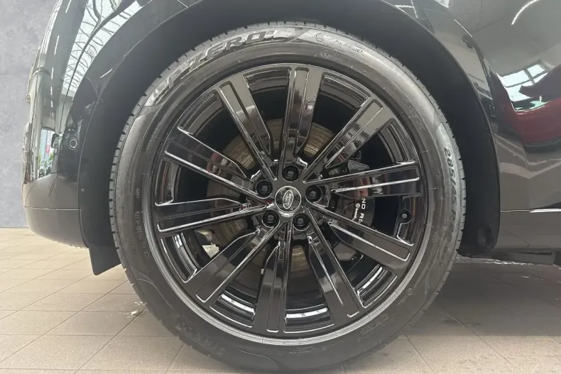 Land Rover Range Rover din 2024 cu 18.200 km - oferta LAN150242 - foto 9