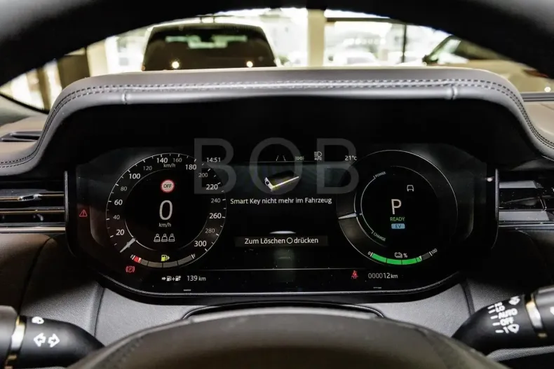 Land Rover Range Rover din 2025 cu 9.950 km - oferta LAN150243 - foto 14