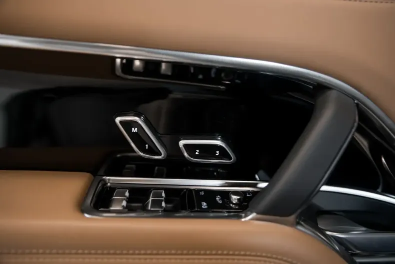 Land Rover Range Rover din 2024 cu 21.287 km - oferta LAN150245 - foto 29