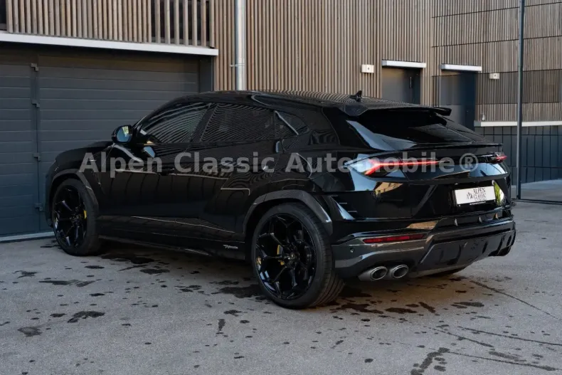 Lamborghini Urus din 2025 cu 3.950 km - oferta LAM150252 - foto 5